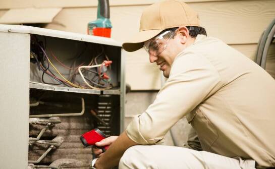 Procedury serwisowe dla pomp do szamba – co obejmują?