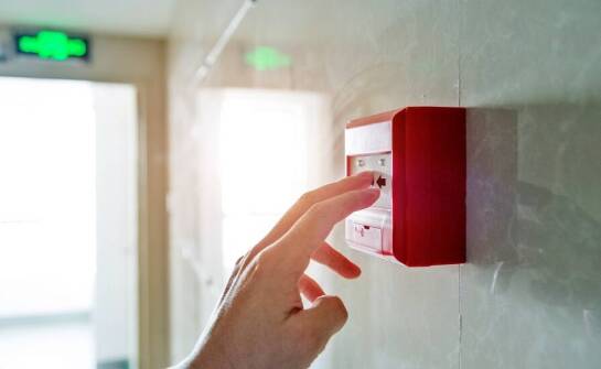 Jak przygotować obiekt do przeglądu systemu sygnalizacji pożarowej?