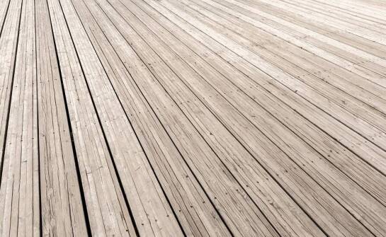 Jak uniknąć błędów przy wyborze tarasowych desek?