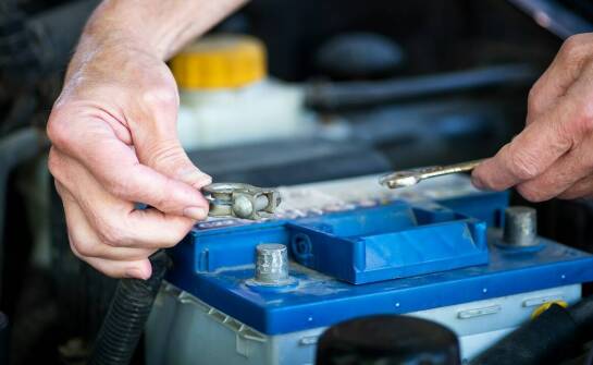 Wpływ precyzyjnej wymiany baterii na wydajność elektrycznej hulajnogi