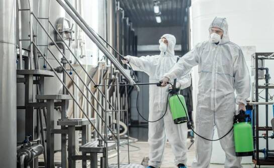 Metody czyszczenia separatorów: mechaniczne i chemiczne rozwiązania.