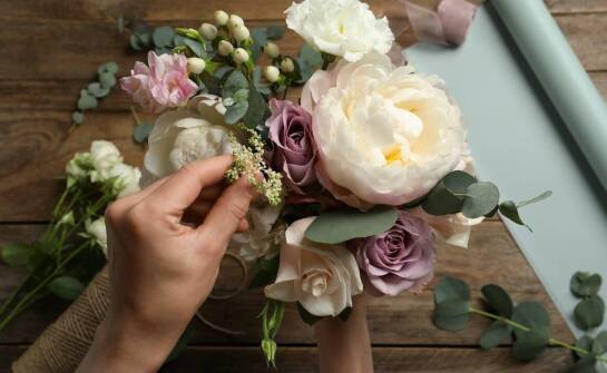 Jakie kwiatowe kompozycje oferowa ć na różne okazje?