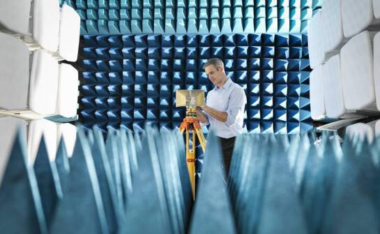 Rola akustyki w projektowaniu przestrzeni i jej związek z pomiarem hałasu