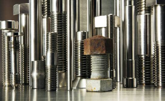 W jakich warunkach można stosować sprężyny naciągowe?