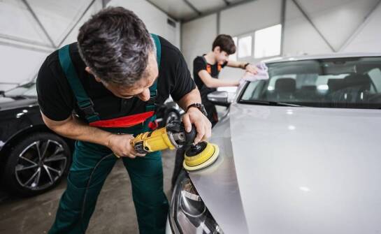 Estetyczne odświeżenie felg dzięki nowoczesnym technologiom.