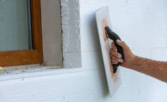 Wpływ hydrofobowej impregnacji na trwałość i estetykę wewnętrznych ścian