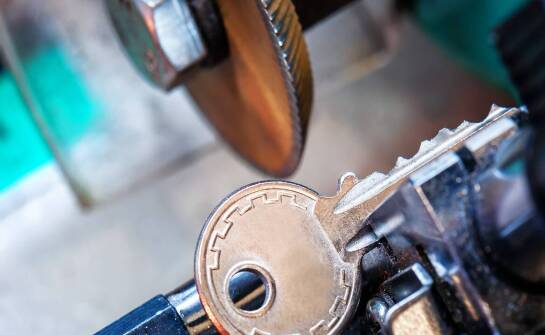 Jak wybrać odpowiedni warsztat do dorabiania kluczy w Katowicach?