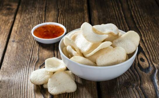 Chrupiące przekąski bez chemicznych dodatków – jak wybrać najlepsze