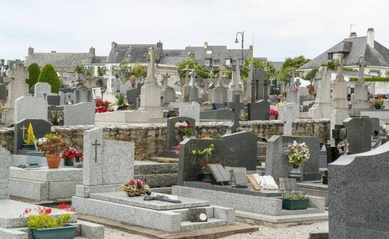 Jakie są dostępne formy pochówku?