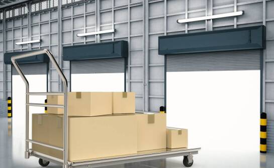 Tuby tekturowe w branży meblarskiej – jak wpływają na bezpieczeństwo w transporcie?