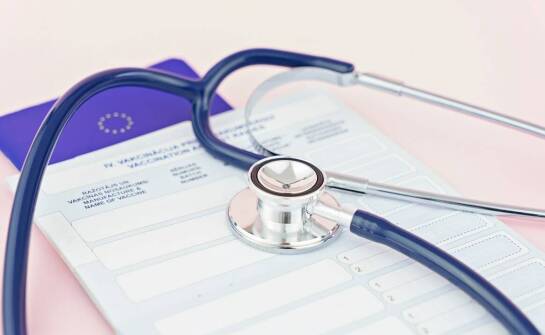 Wysokogórska medycyna: jakie szczepienia są zalecane przed wyprawą w góry?