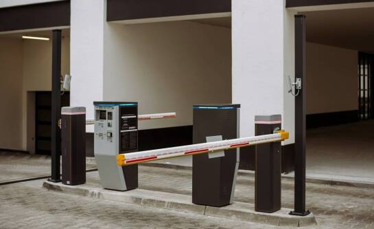 Szlabany w kontekście zarządzania parkingami – kluczowe zalety i zastosowania