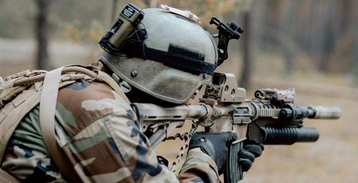 Jakie kamuflaże najlepiej sprawdzają się z snajperkami ASG?