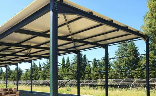 Funkcjonalność i design w wiat na maszyny rolnicze: jak znaleźć równowagę?