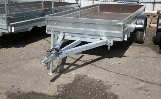 Skrzynka narzędziowa do przyczepy jako niezbędne wyposażenie dla każdego podróżnika