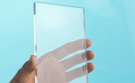 Jak zamówić plexi na wymiar w sklepie internetowym?