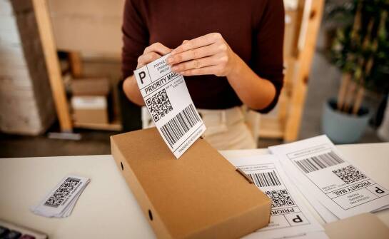 Jak nadrukowane etykiety mogą wspierać marketing w branży elektronicznej?