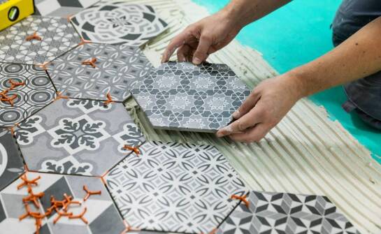 Przewodnik po wyborze ceramicznych płytek do domowego spa