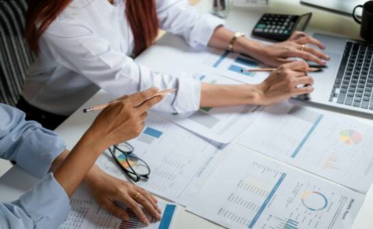 Wpływ dynamicznego zespołu na efektywność administracyjnej obsługi