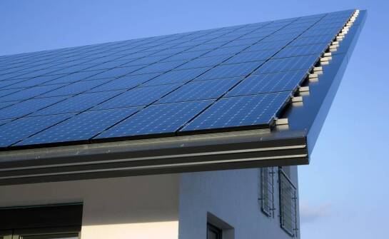 Zastosowanie fotowoltaicznych pergoli w nowoczesnym budownictwie