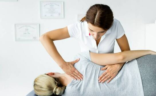 Na czym polega leczniczy masaż?