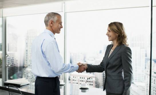 Jakie są zalety leasingu pracowniczego dla firm w Zielonej Górze?