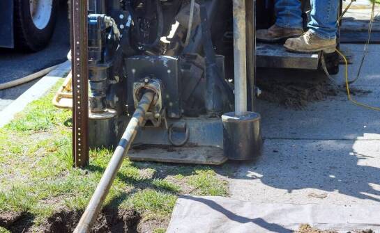 Jak metody bezwykopowej instalacji rurociągów chronią naturalne środowisko?