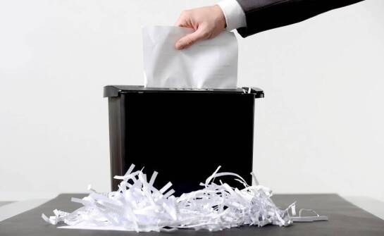 Jakie techniczne parametry są kluczowe przy wyborze niszczarki do papieru?