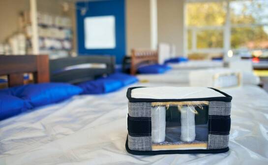 Jak medyczny sklep wspiera pacjentów w doborze odpowiednich materacy przeciwodleżynowych?