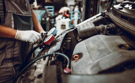 Znaczenie samochodowych kompresorów w codziennej pracy w warsztacie