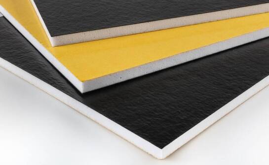 Jakie korzyści przynosi piankowy podkład pod panele w nowoczesnych wnętrzach?