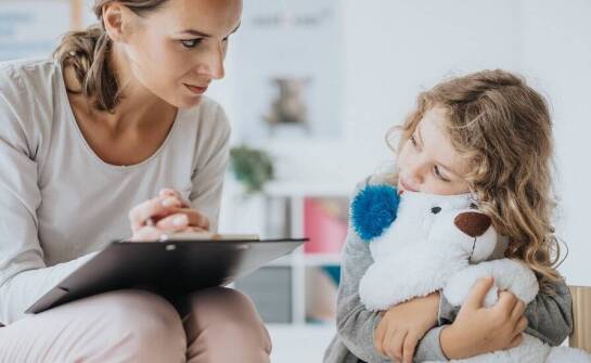 Wpływ treningów społecznych umiejętności na rozwój emocjonalny dzieci