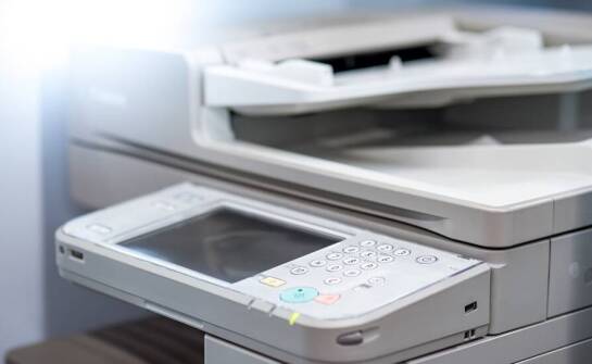 Rola serwisu gwarancyjnego i pogwarancyjnego w wynajmie kserokopiarek