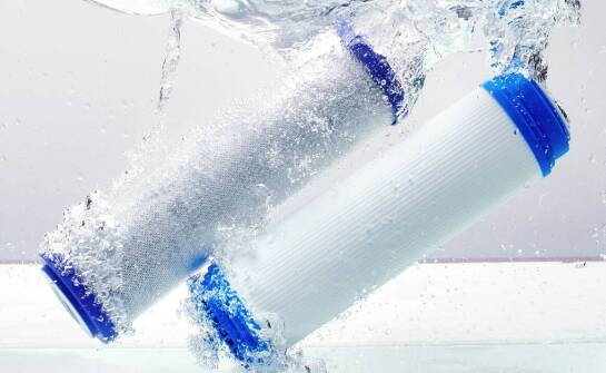 Filtracyjne wkłady do wody – jakie są ich najważniejsze zalety?