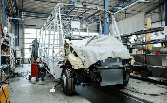 Rola kompozytów w poprawie bezpieczeństwa specjalnych pojazdów