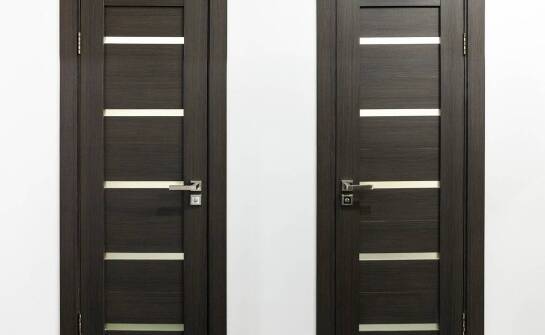 Trendy w projektowaniu wewn ętrznych drzwi na wymiar