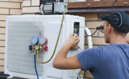 Znaczenie umiejscowienia zewnętrznej jednostki w montażu pomp ciepła