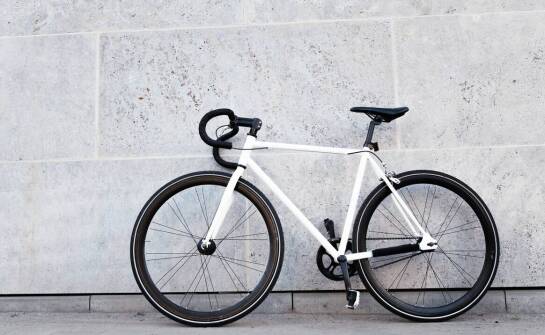 Crossowy rower a trendy w projektowaniu współczesnych rowerów
