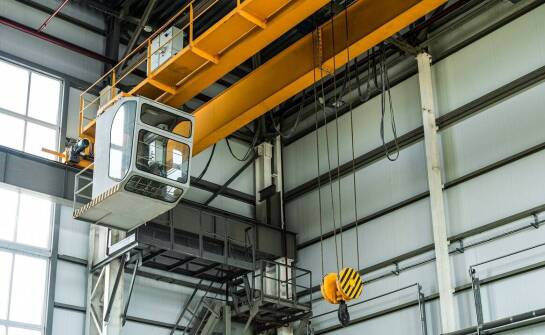 Jakie są najnowsze technologie wykorzystywane na kursie nauki żurawi?