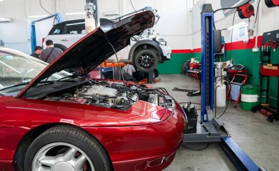 Naprawa samochodów w Tarnowie – mechanika, rozrząd, remont silnika