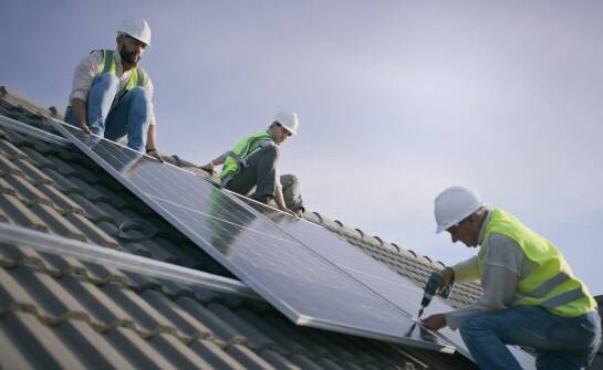 Korzyści wynikające z profesjonalnego montażu dachowych pokryć