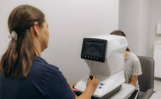 Dlaczego regularność badań perymetrycznych jest ważna dla zdrowia oczu?