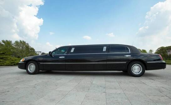 Wynajem luksusowych pojazdów na imprezy – co oferują przewozy Vip w Gdańsku?