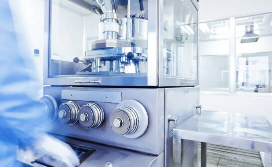 Zastosowanie pneumatycznych gilotyn w procesach laboratoryjnych