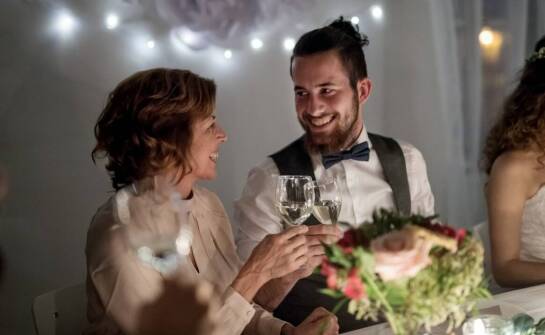 Kluczowe elementy udanej organizacji zaręczynowych imprez