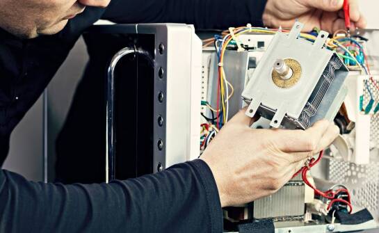 Korzyści z wyboru naszego serwisu do naprawy silnika w Thermomixie TM