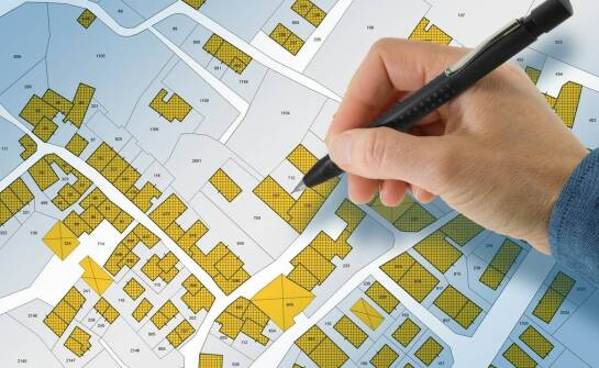 W jaki sposób geodezja wpływa na planowanie przestrzenne w mieście?