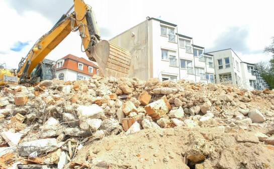 Recykling budowlanych materiałów po rozbiórkach: Korzyści i wyzwania