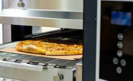 Trwałość i niezawodność obrotowych pieców do pizzy