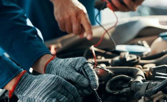 Naprawa układów paliwowych: co warto wiedzieć przed wizytą w serwisie